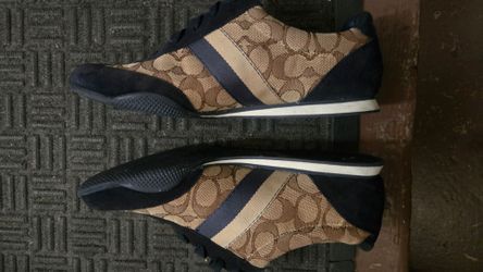Women's sneakers