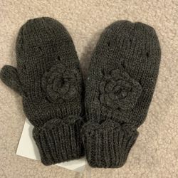 NWT Baby Winter Gloves - 6-12 mo