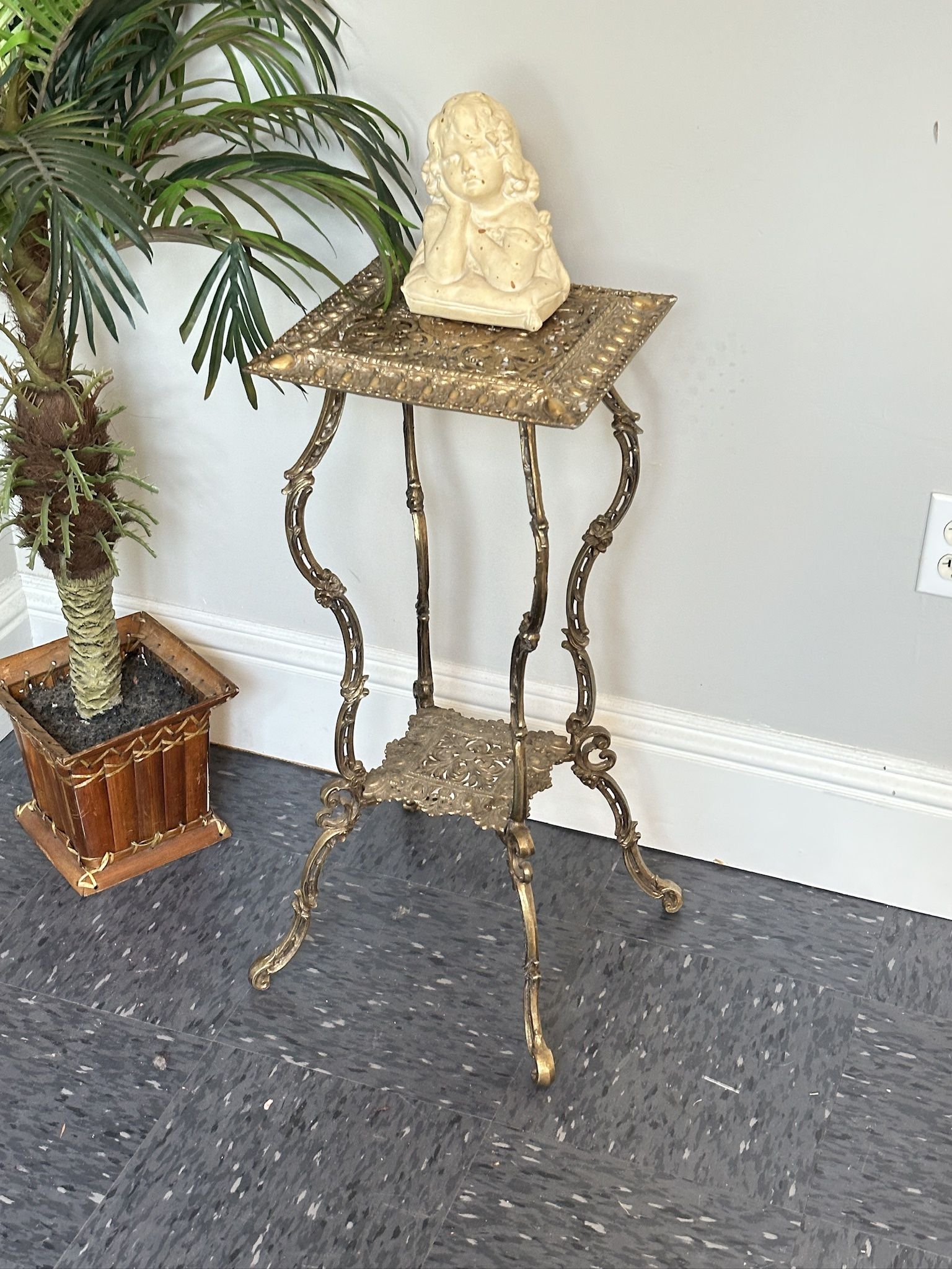 Ornate Metal Pedestal Table H28.5” xW12”