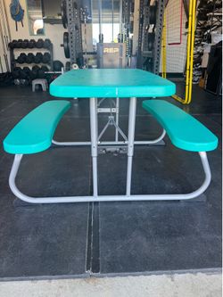 LIFETIME folding kids picnic table