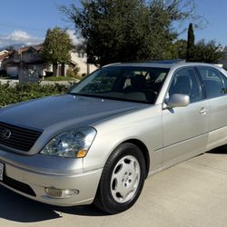 2003 Lexus LS 430