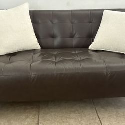 Couches Set 4 Pieces 2 couches 2 chairs and free painting 