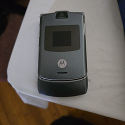 Razr T-Mobile With Charger 