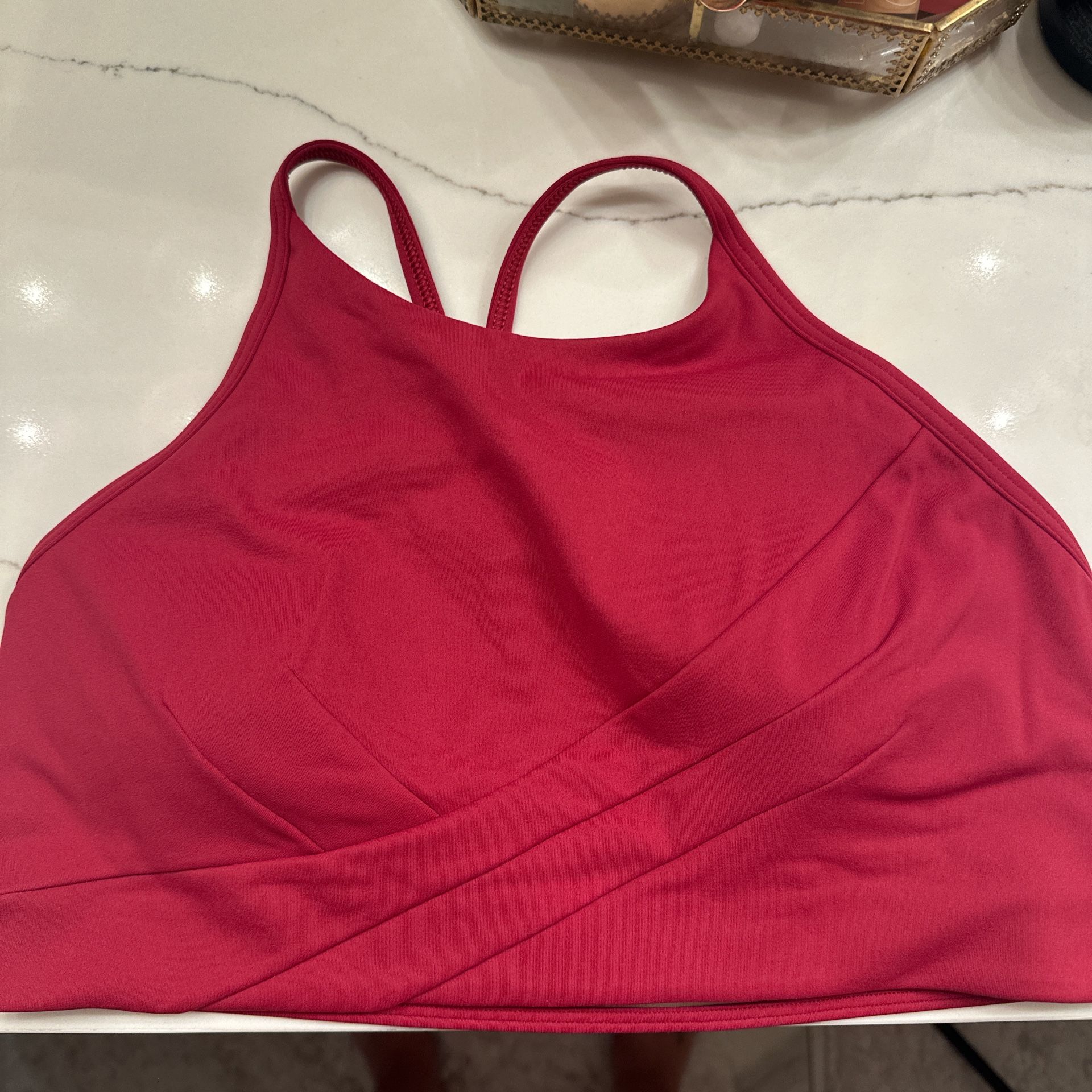 Lululemon bra NWT Size 10