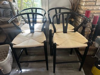 4 brand new chairs