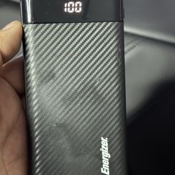 Energizer® 20,000 mAh Max Power Bank, Black