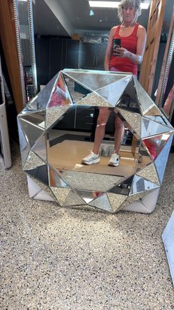 32” octagon bevel mirror