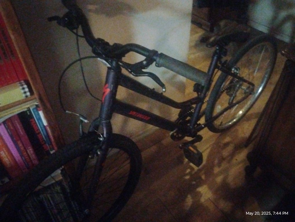 Specialized Mountain Bike 
