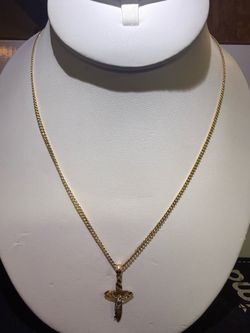 18” chain with cross