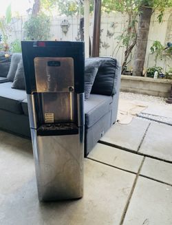 Viva Water Dispensers