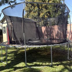 Trampolín
