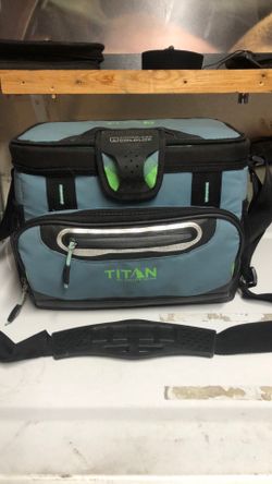 Titan lunch bag