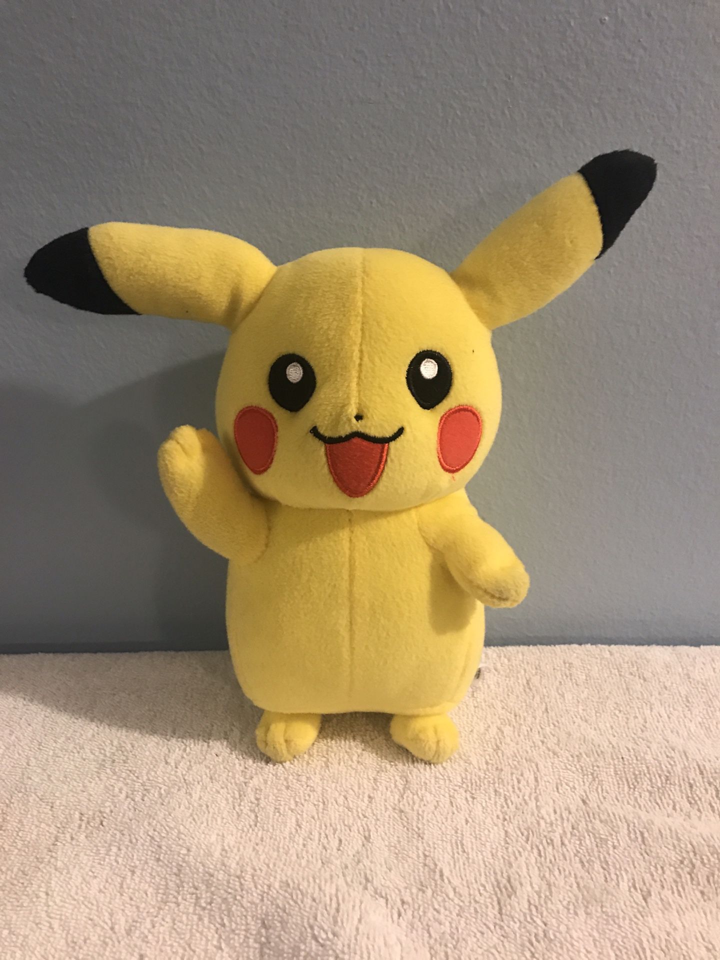 Pikachu 7 inch plush by Tomy Pokemon