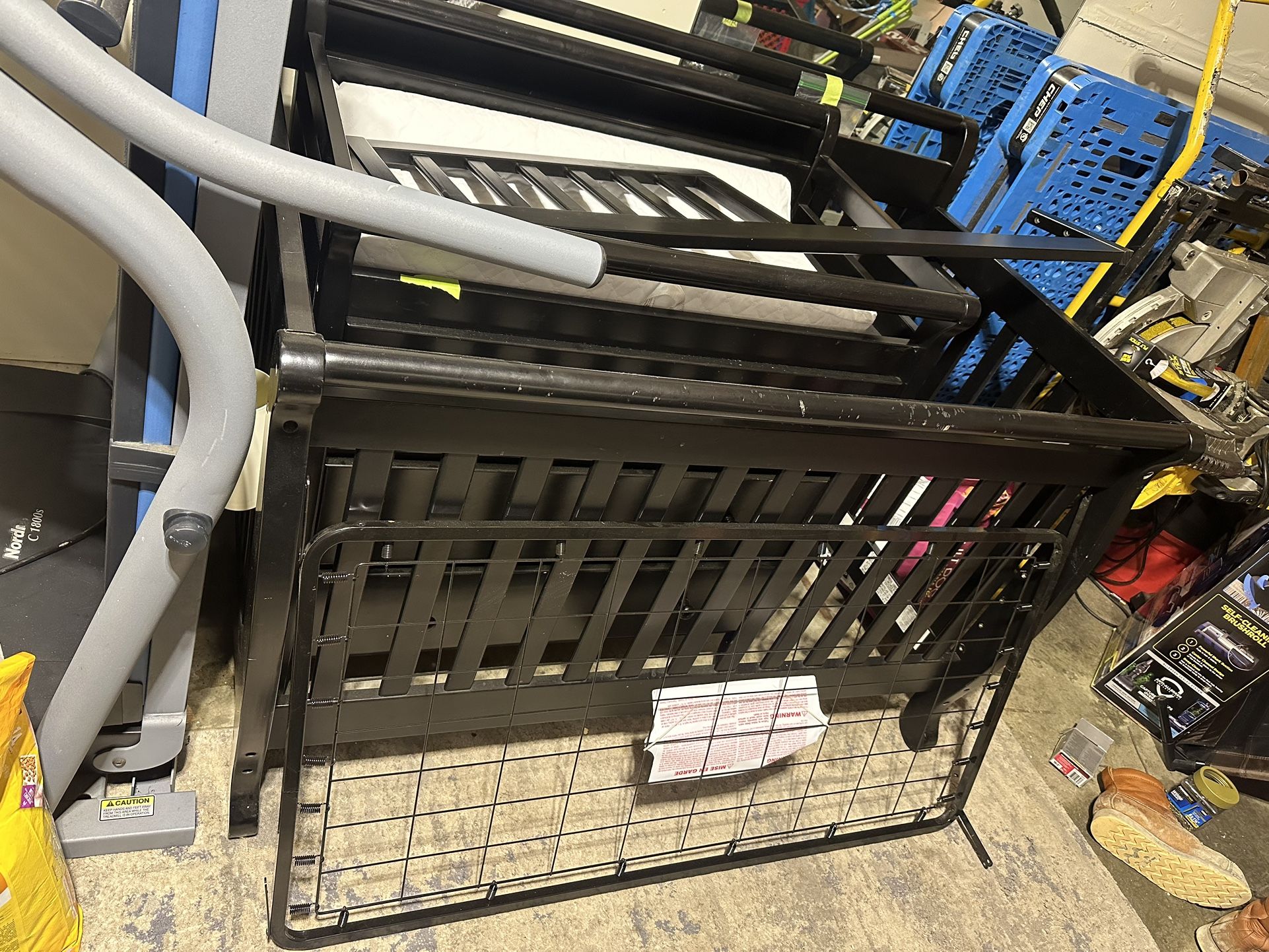 Crib & Dresser/changing Table