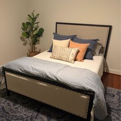 Pottery Barn Toulouse Queen Bed Frame