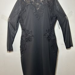 New elegant women's dress .Size 14. &50.