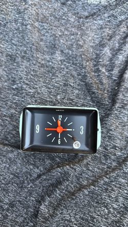 1963 impala NOS clock