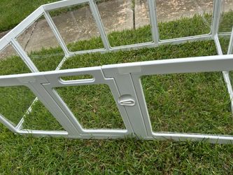 Modular Outdoor Pet Playpen with Clear Panels