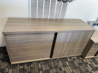 Dresser Drawers/ long dresser / Italian design