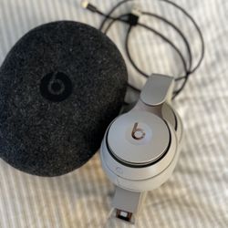 Beats Solo Pro Headphones 🎧 