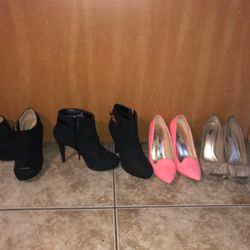 Size 5   6  Medio $ 5 Y 7 Dólares Cada Par 