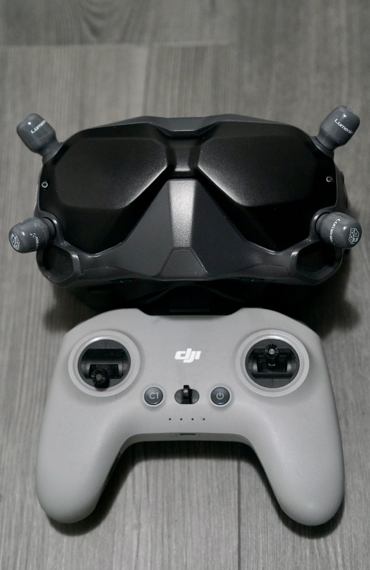 DJI Goggles V2 And DJI Controller 2