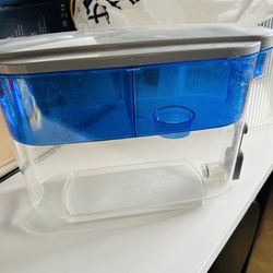 Free Water Dispenser