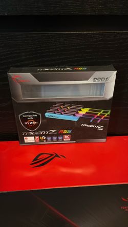 Trident Z RGB 4x8
