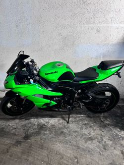 Kawasaki Zx6r