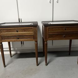Pair Of Bloomingdale’s Antique Early 20th Century French Louis XV1 Style Mahogany Marble-top Night Stands