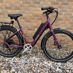 Aventon Pace 350 Ebike With Brand New Battery 