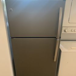 Ge Refrigerator 