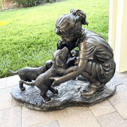 Large Garden Decor Girl With 3 Dogs