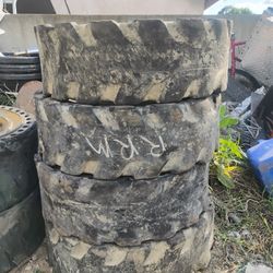 Solid Tires For Bobcat Bocat Skid Steer Trascabo Minicargador $700