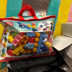 Mega blocks 