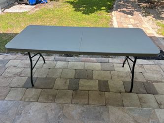 Plastic Folding Table (6' × 30" Banquet)