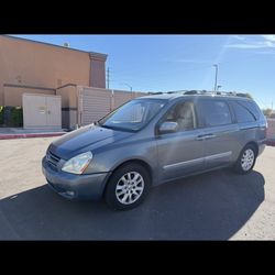 2006 Kia Sedona 