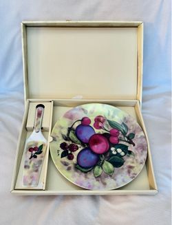 Porcelain Cake Plate with Matching Cake Server
