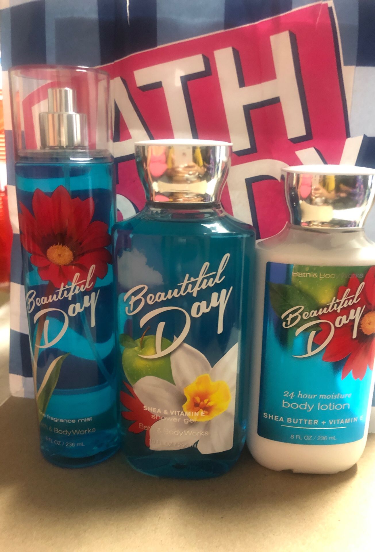 Beautiful Day from bath  body works for Sale in Las Vegas, NV OfferUp