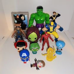 lot of Marvel figures and toys Hulk, Ironman, Wolverine, Captain America and more