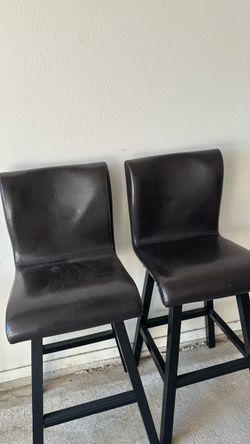 Bar stools leather