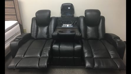 Recliner Loveseat: Transformer