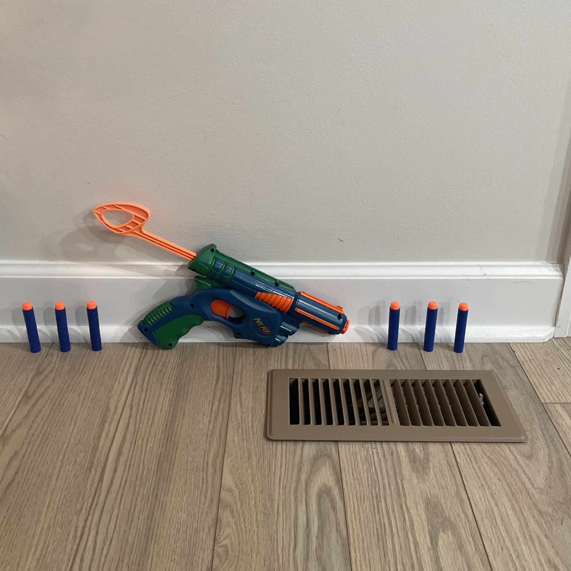 Nerf Gun With Bullets