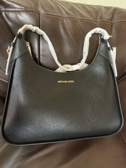 Wilma Large Leather Shoulder Bag