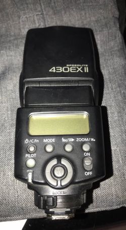 Canon 430 EX II Speedlite Flash
