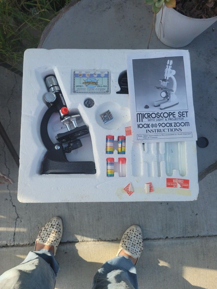 Microscope With Light Project