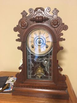 1885 "Media" model parlor "Gilbert" Clock