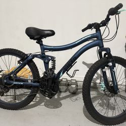 Woman’s Genesis Bike