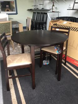 Table and 2 chairs