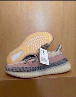 Adidas Yeezy 350 Boost V2 Ash Pearl Size 11 GY7658 Brand New